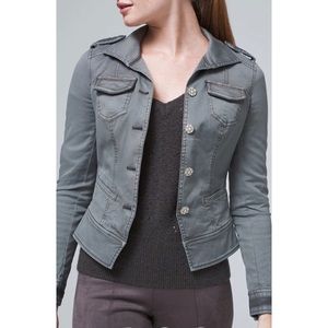 White House Black Market NWT Smoked Pearl Jeweled Button Jacket in a size 6